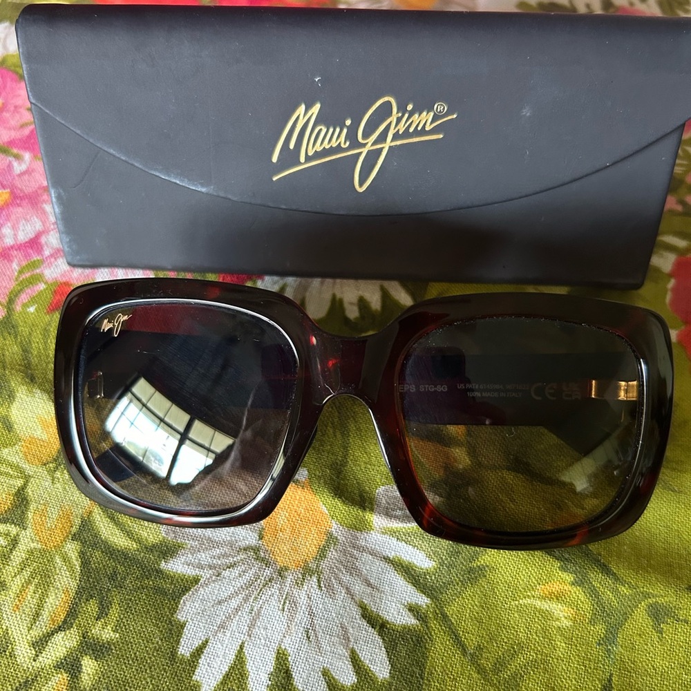 Maui Jim two step sunglasses tortoise color